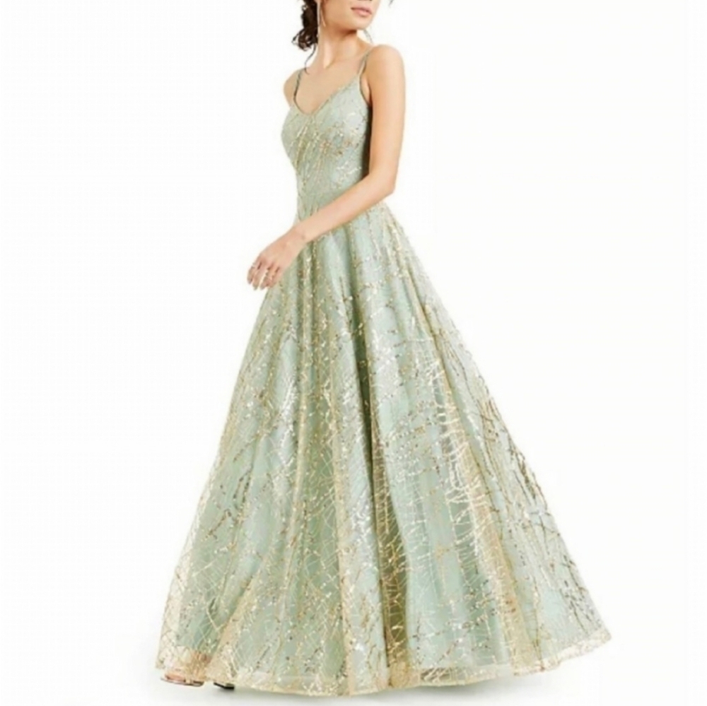Say Yes Sequin Ball Gown Size 9 Juniors